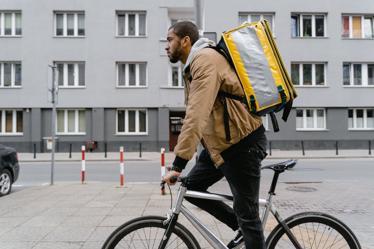 Ile zarabia kurier Glovo?